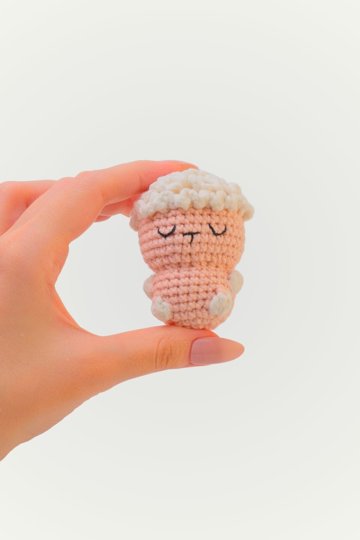 Amigurumi Anahtarlık El Yapımı Anahtarlık Kuzu Figürlü Anahtarlık Doğal Çanta Süsü